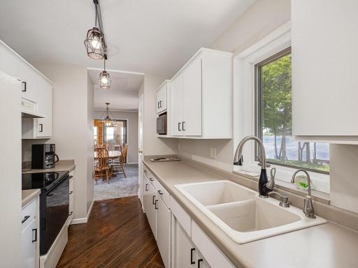 850 W Main St Isle MN 56342 USA-044-118-Kitchen-MLS_Size.jpg