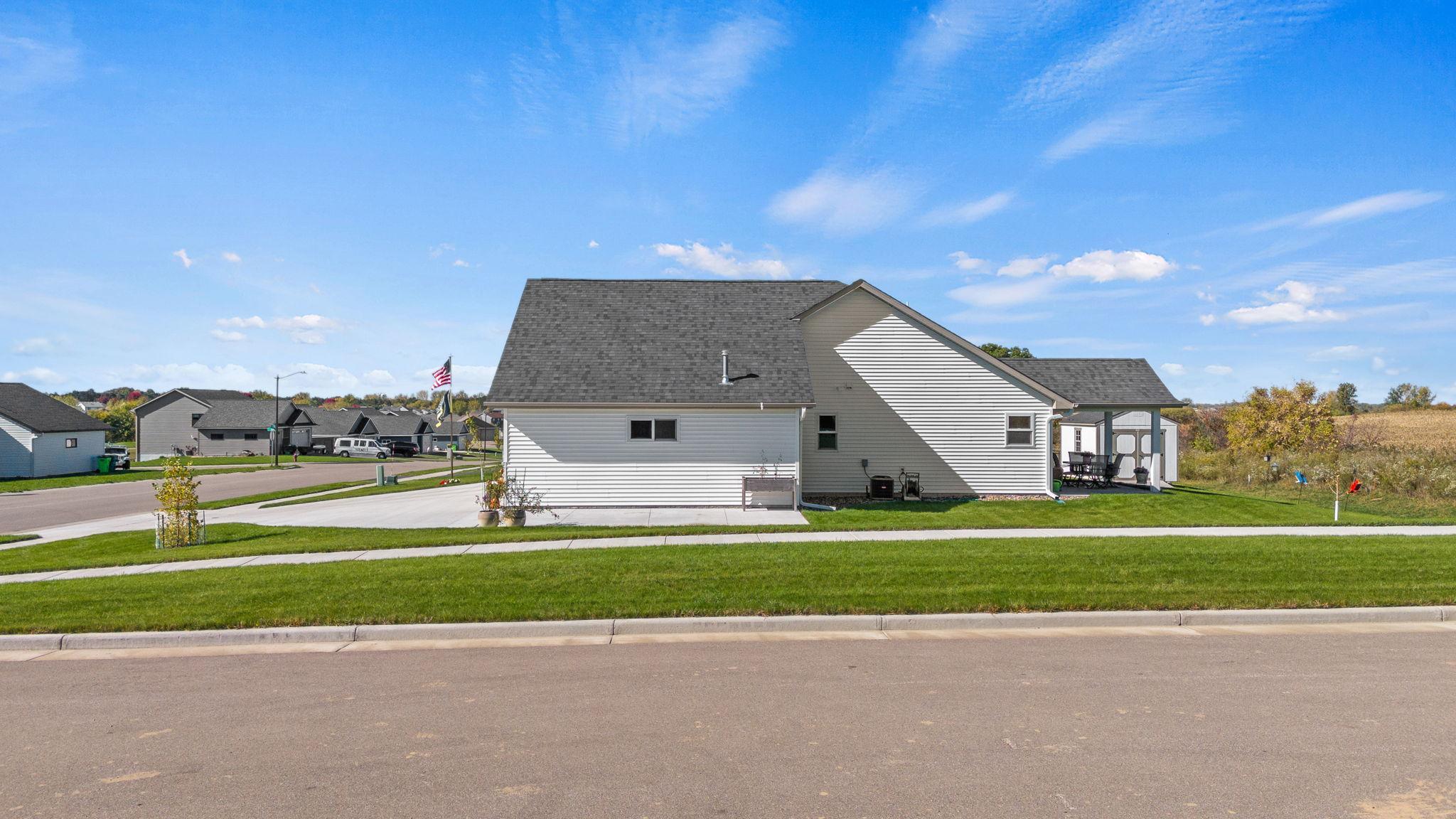 This home has sunshine all day long! 1895 Otter Way New Richmond-25.jpg