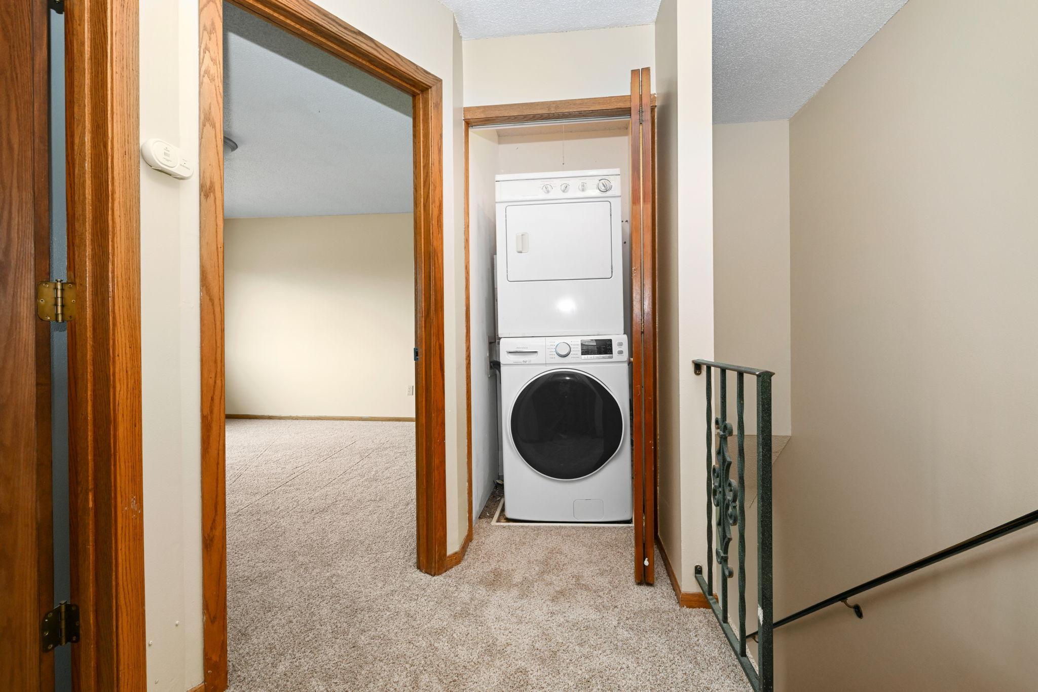 18-web-or-mls-11124 Drake St NW 018Full.jpg