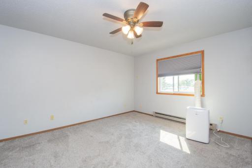 2231 32nd Avenue S, Fargo, ND 58103