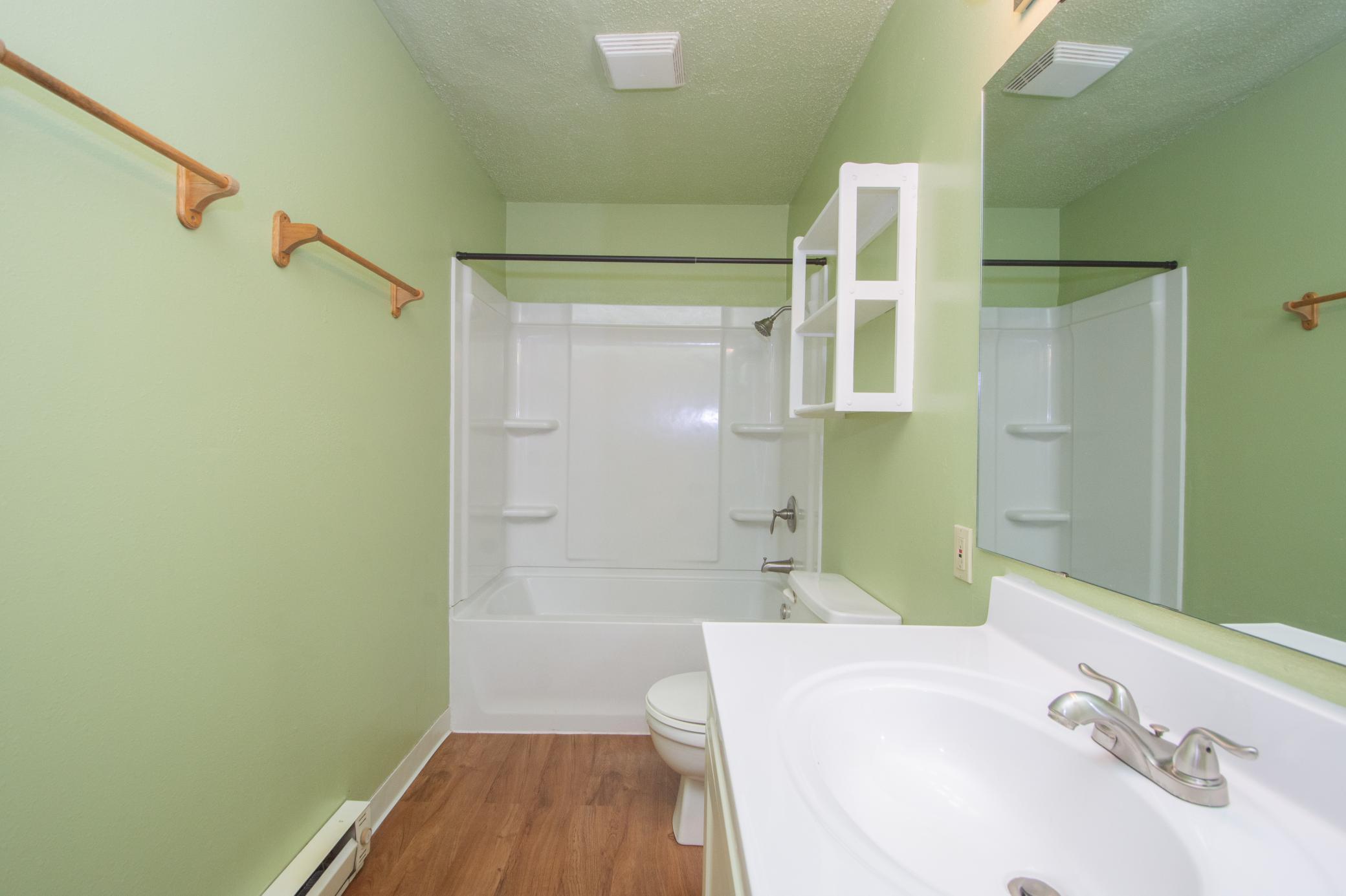 upper full bath