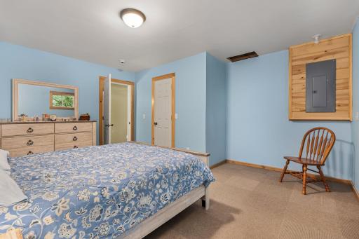28-web-or-mls-1130-20th-ave.jpg