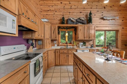 15-web-or-mls-1130-20th-ave.jpg