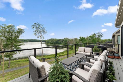 4855 Linden Cove Lane, Savage, MN 55378