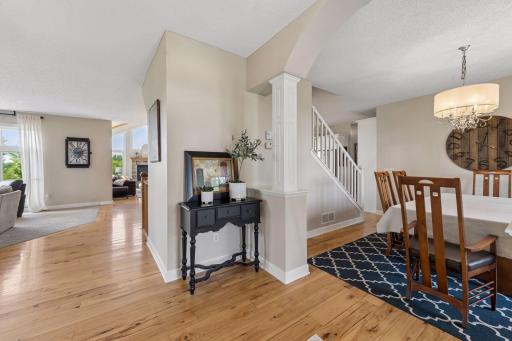 6025 Century Lane, Prior Lake, MN 55372