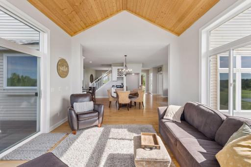 6025 Century Lane, Prior Lake, MN 55372