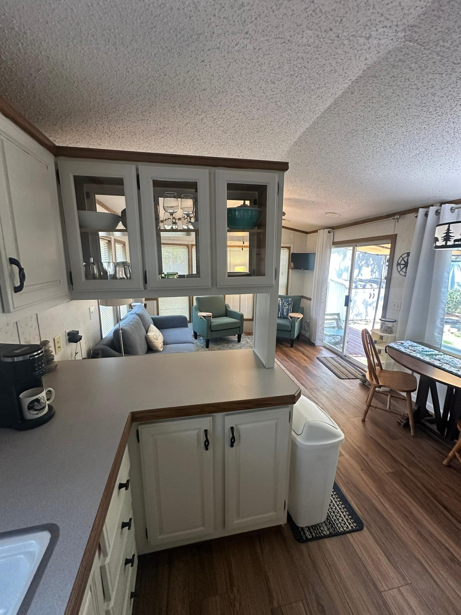 117kitchen.jpg