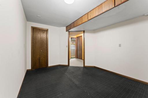 1232 Woodley Street E, Northfield, MN 55057