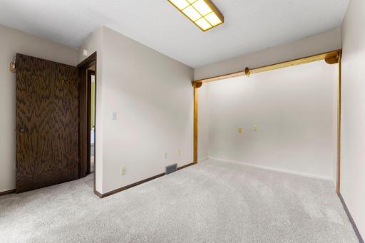 1232 Woodley Street E, Northfield, MN 55057
