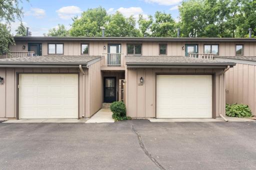 1232 Woodley Street E, Northfield, MN 55057