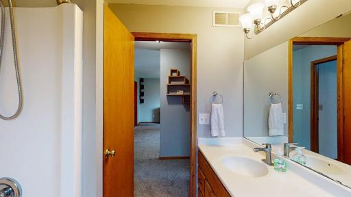 635-6th-Street-NW-Plainview-MN-29-Main-Floor-Bathroom-635-6th-St-NW.jpg