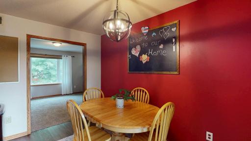 635-6th-Street-NW-Plainview-MN-15-Dining-635-6th-St-NW.jpg