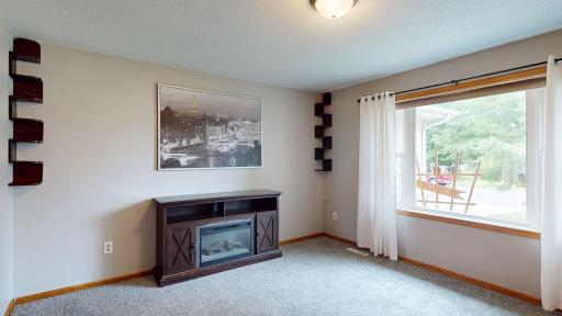 635-6th-Street-NW-Plainview-MN-5-Living-Room-635-6th-St-NW.jpg