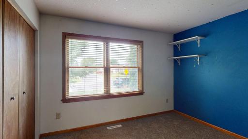 635-6th-Street-NW-Plainview-MN-30-Bedroom-2-635-6th-St-NW.jpg