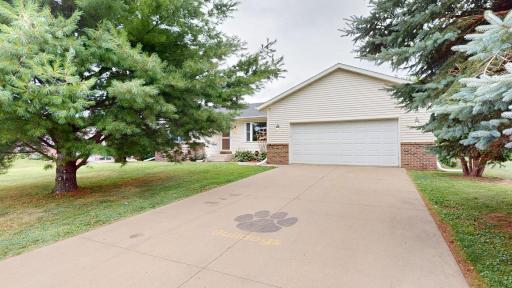 635-6th-Street-NW-Plainview-MN-3-Exterior-Front-635-6th-St-NW.jpg