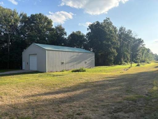 Hardy pic side shed 2.jpeg