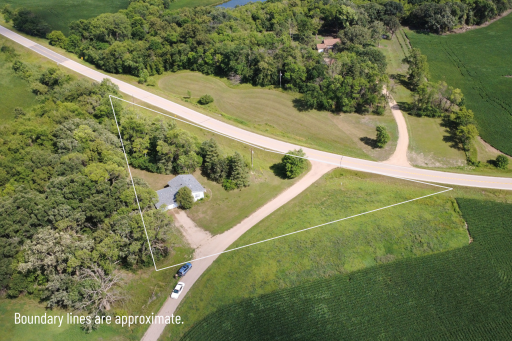 2134 County Road 1 NW, Evansville, MN 56326