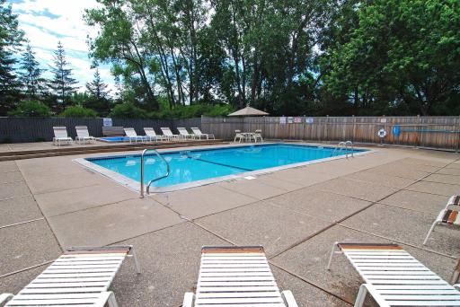 6066 Blake Ridge Road, Minneapolis, MN 55436