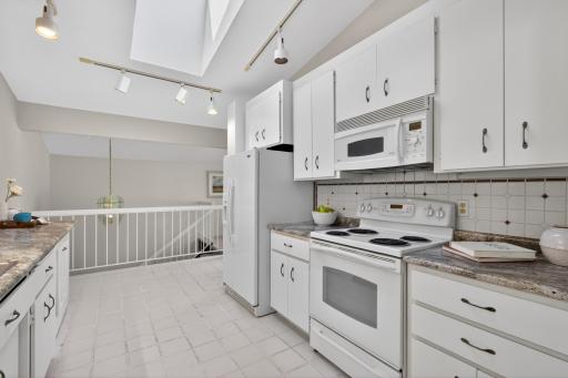 6066 Blake Ridge Road, Minneapolis, MN 55436