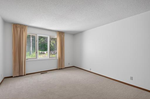 6066 Blake Ridge Road, Minneapolis, MN 55436