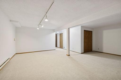 6066 Blake Ridge Road, Minneapolis, MN 55436