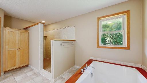 Owners Bath