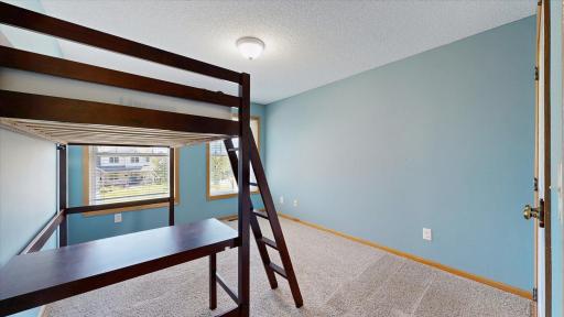 Upper Bed