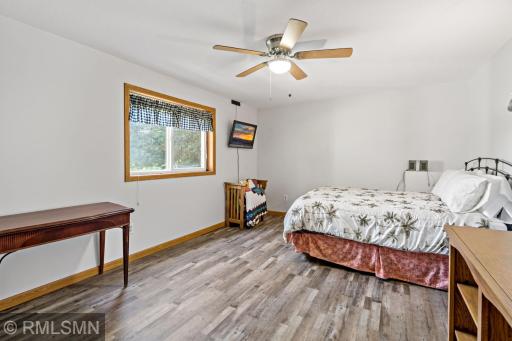 20-web-or-mls-14690_Glenbrook_Ave_Hugo_MN_0040.jpg