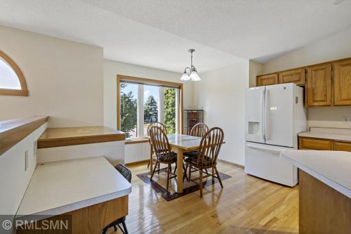 48-web-or-mls-14690_Glenbrook_Ave_Hugo_MN_0017.jpg