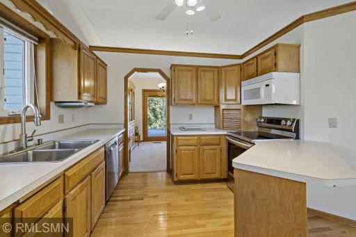 1-web-or-mls-14690_Glenbrook_Ave_Hugo_MN_0021.jpg