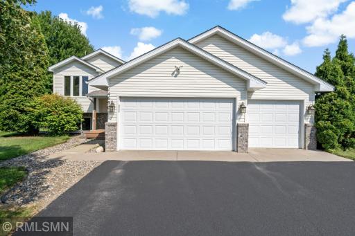 63-web-or-mls-14690_Glenbrook_Ave_N_Hugo_MN_Reshoot_0012.jpg