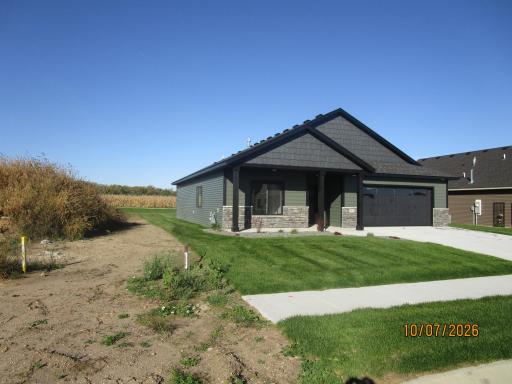 1804 Sunny Place SE, Pine Island, MN 55963