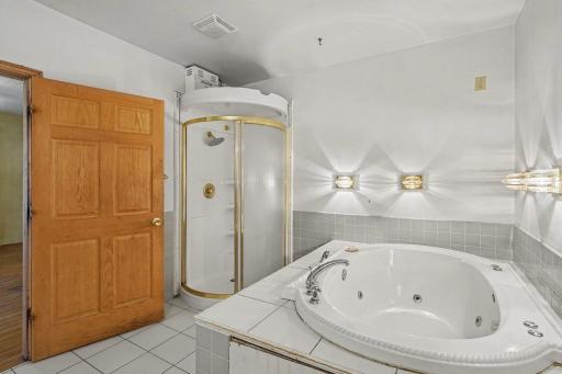 007_file_9020.jpg