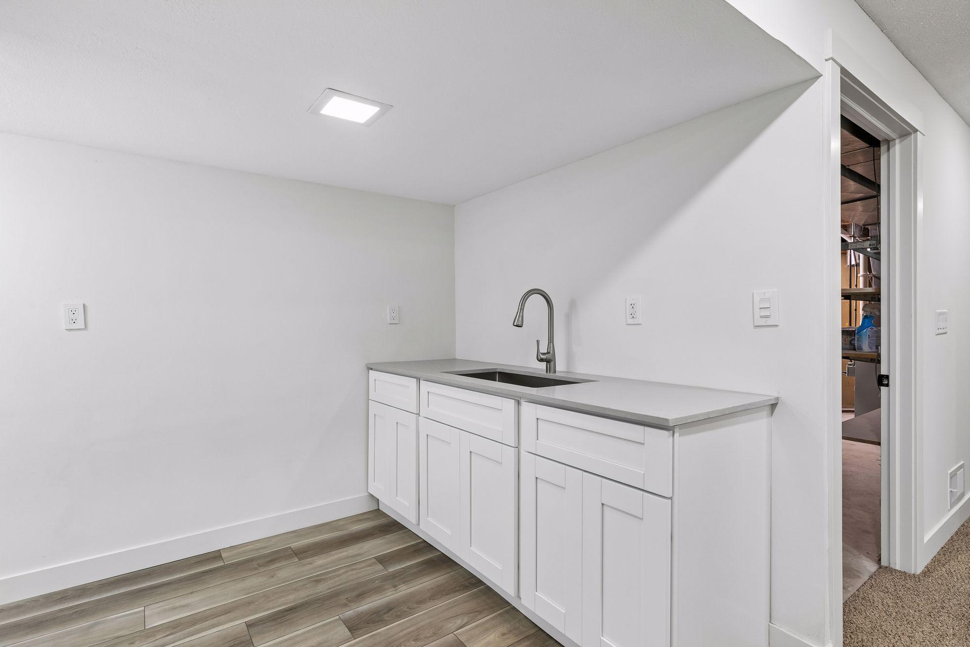 Lower Level Wet Bar