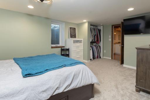 4205 University Avenue NE, Columbia Heights, MN 55421