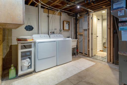 4205 University Avenue NE, Columbia Heights, MN 55421