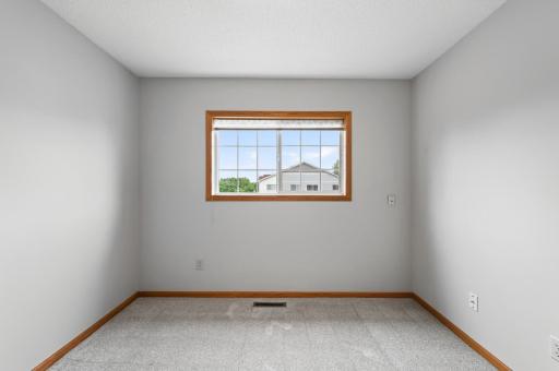 6325 Saddlebred Way, Forest Lake, MN 55025