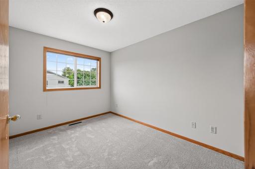 6325 Saddlebred Way, Forest Lake, MN 55025