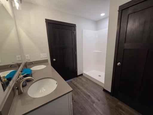 *ACTUAL PROPERTY* Master Private Primary 3/4 Bath