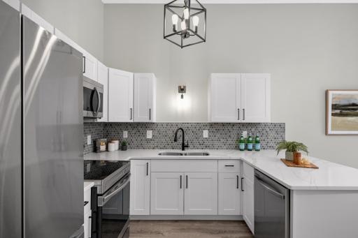 4467 Clover Lane, A, Eagan, MN 55122