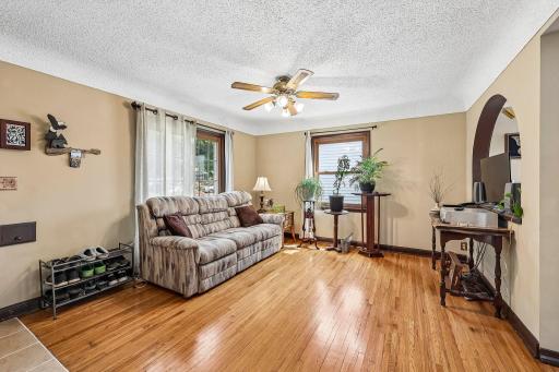 2920 Florida Avenue S, Saint Louis Park, MN 55426