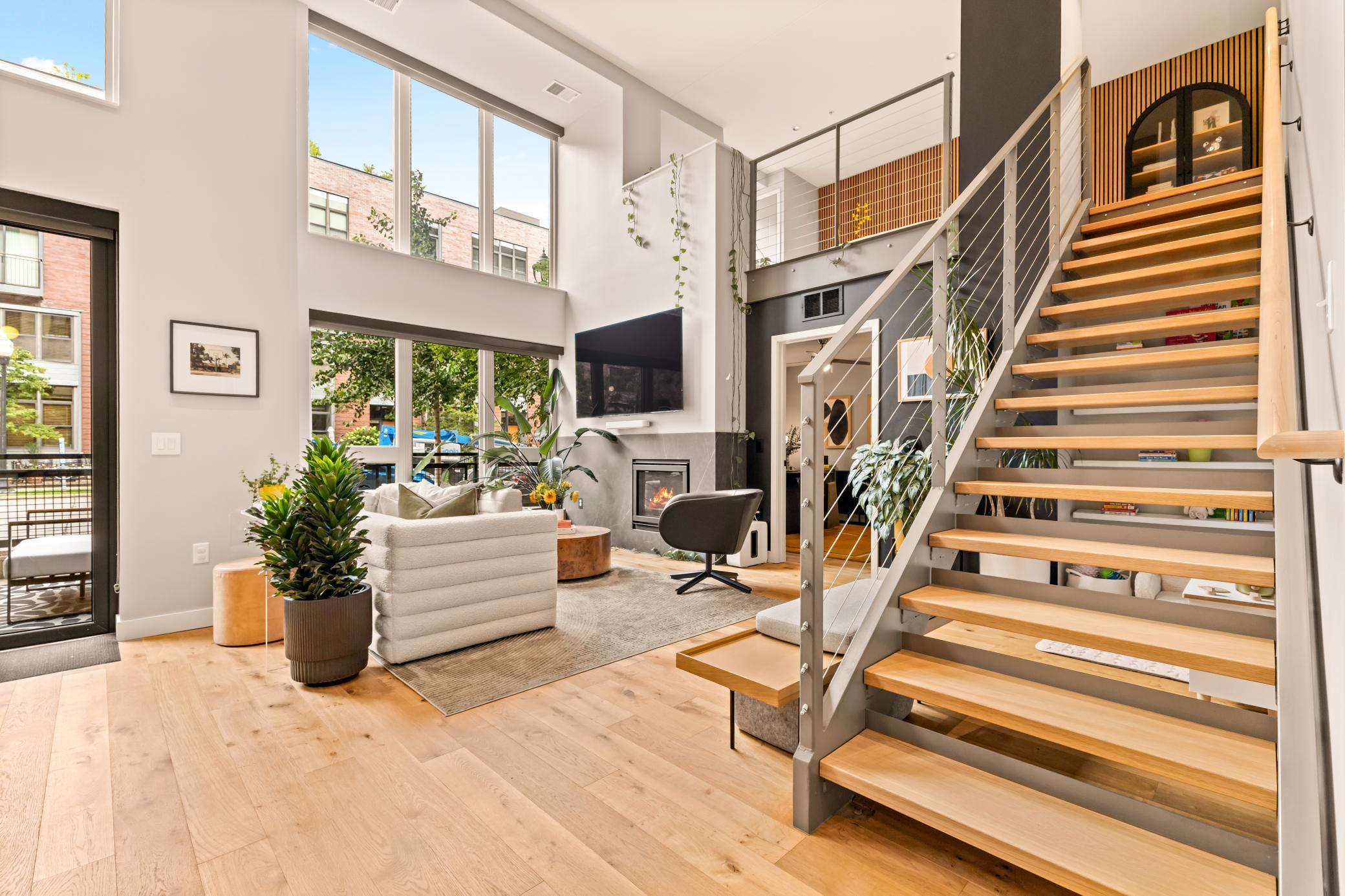 Cable Iron Railings & Floating Staircase