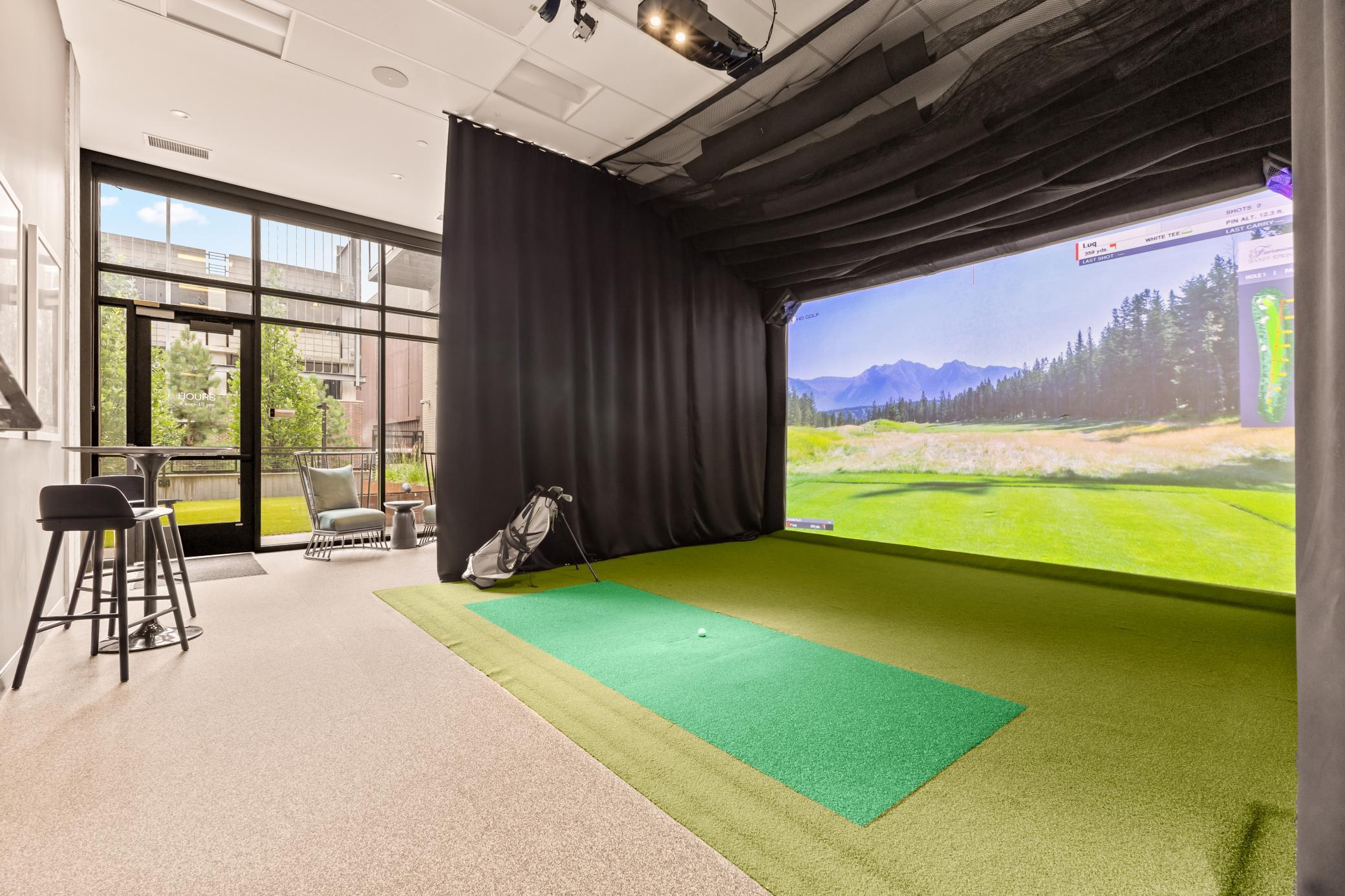 Sports Studio with HD Golf Simulator and SportSuite Offers Over 30 Sports and Games to Play