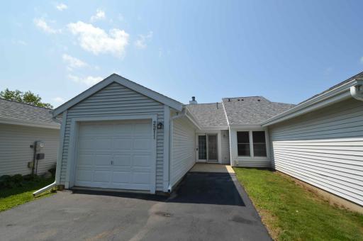 2211 Valleyhigh Drive NW, Rochester, MN 55901