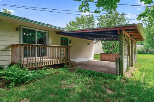 outdoor space to entertain and grill out rain or shine