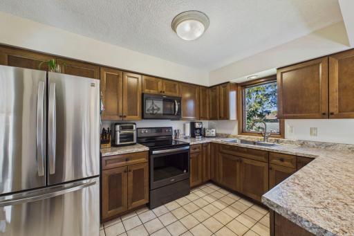 20290 Enfield Court N, Forest Lake, MN 55025