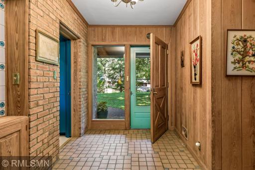 45 Evergreen Road, White Bear Lake, MN 55110