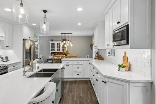 505 Severn Way, Eagan, MN 55123