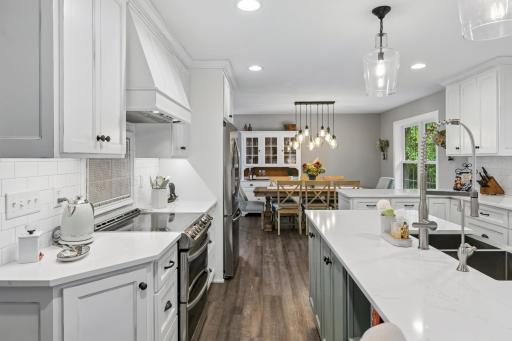 505 Severn Way, Eagan, MN 55123