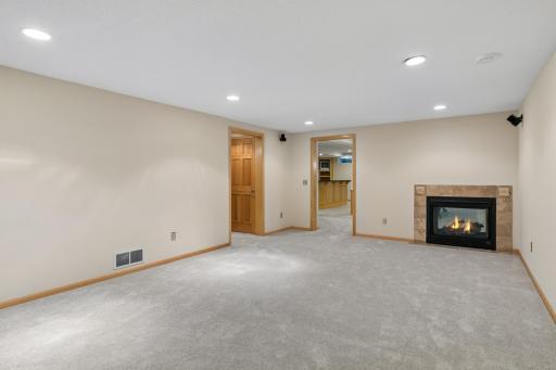 505 Severn Way, Eagan, MN 55123